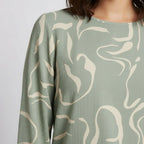 Women's Relaxed Fit Blouse