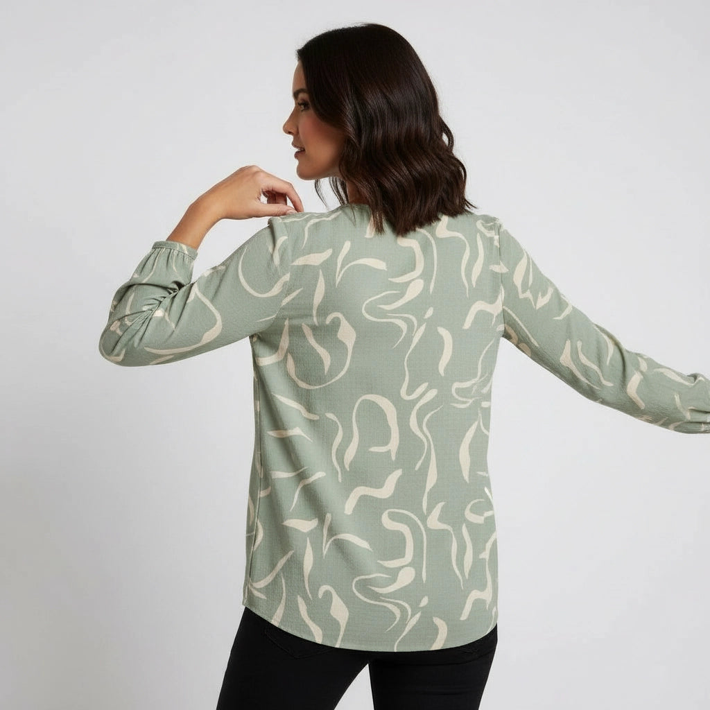 Women's Relaxed Fit Blouse