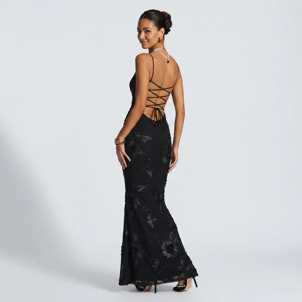 Figure-Hugging Full-Length Maxi Dress in Black – 8