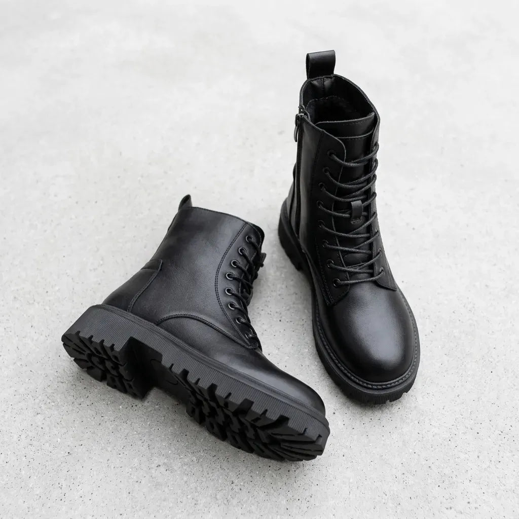 Leather Ankle Boots with Zipper Black 4