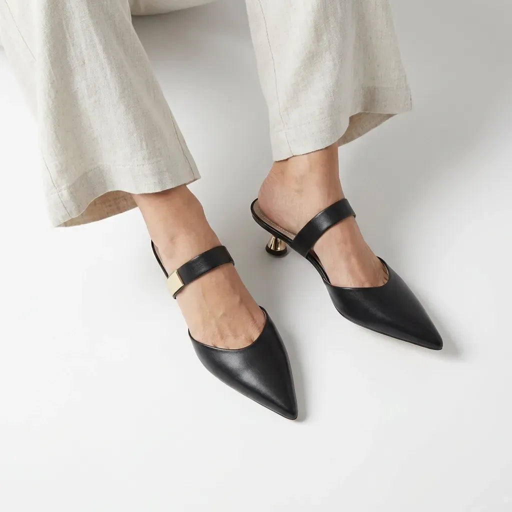 Leather Pointed Toe Kitten Heels Black 2