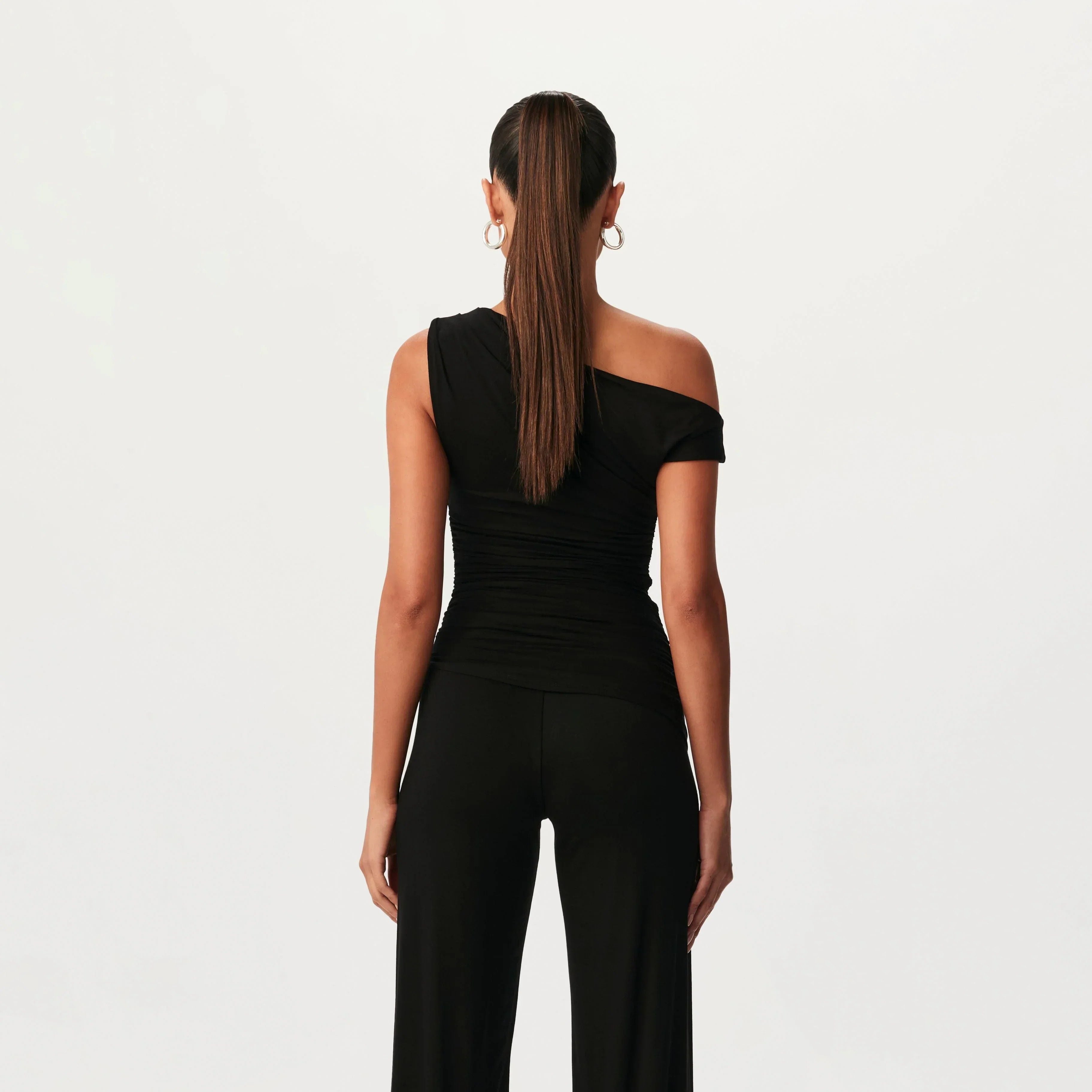 One-Shoulder Asymmetrical Top Black 4