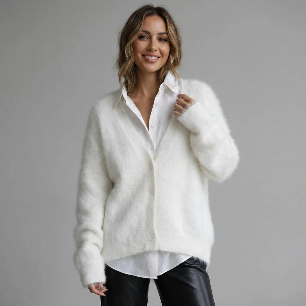 Sweater in Oversized Fit with Buttons White 5
